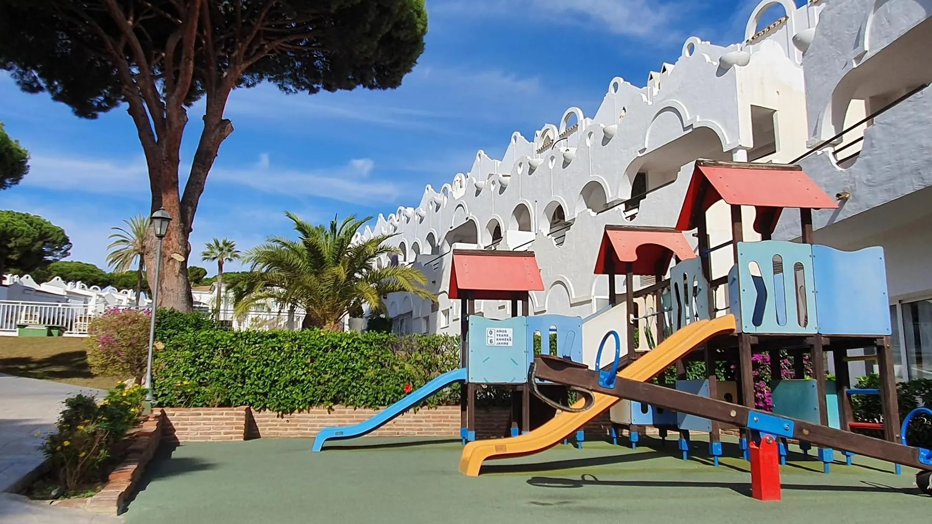 Apartment Nice Duplex Home, Marbella, See View, Hotel Resort